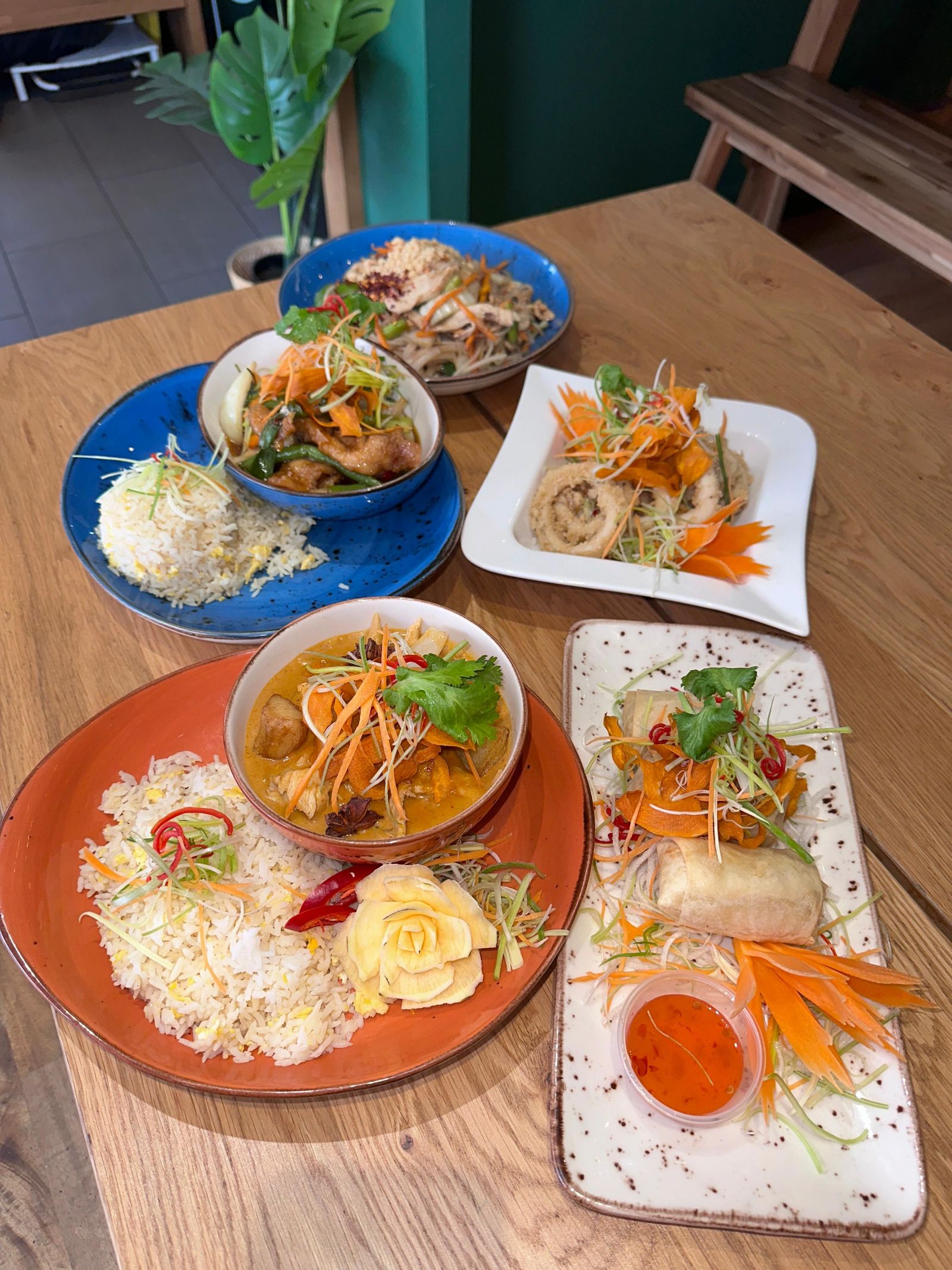 A photo taken at Kanum Thai